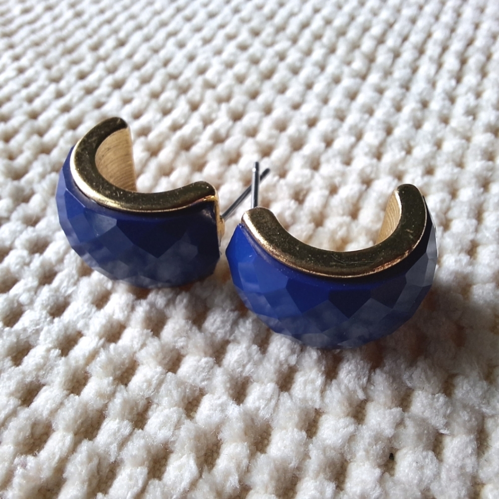 Indigo Blue Simple Gold Tone Half Hoop Stud Earrings